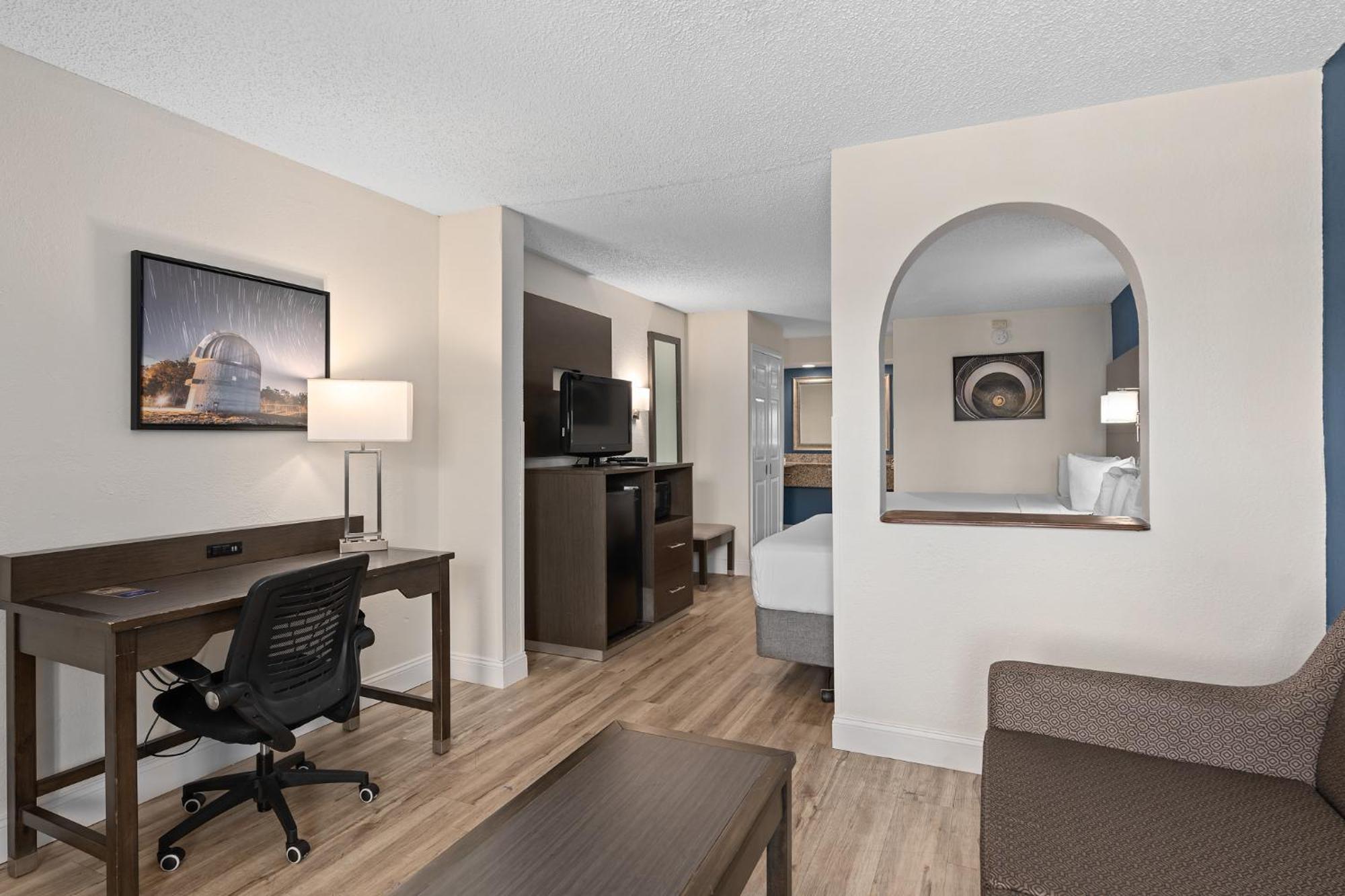 Baymont By Wyndham Orlando East Hotel Alafaya Ngoại thất bức ảnh