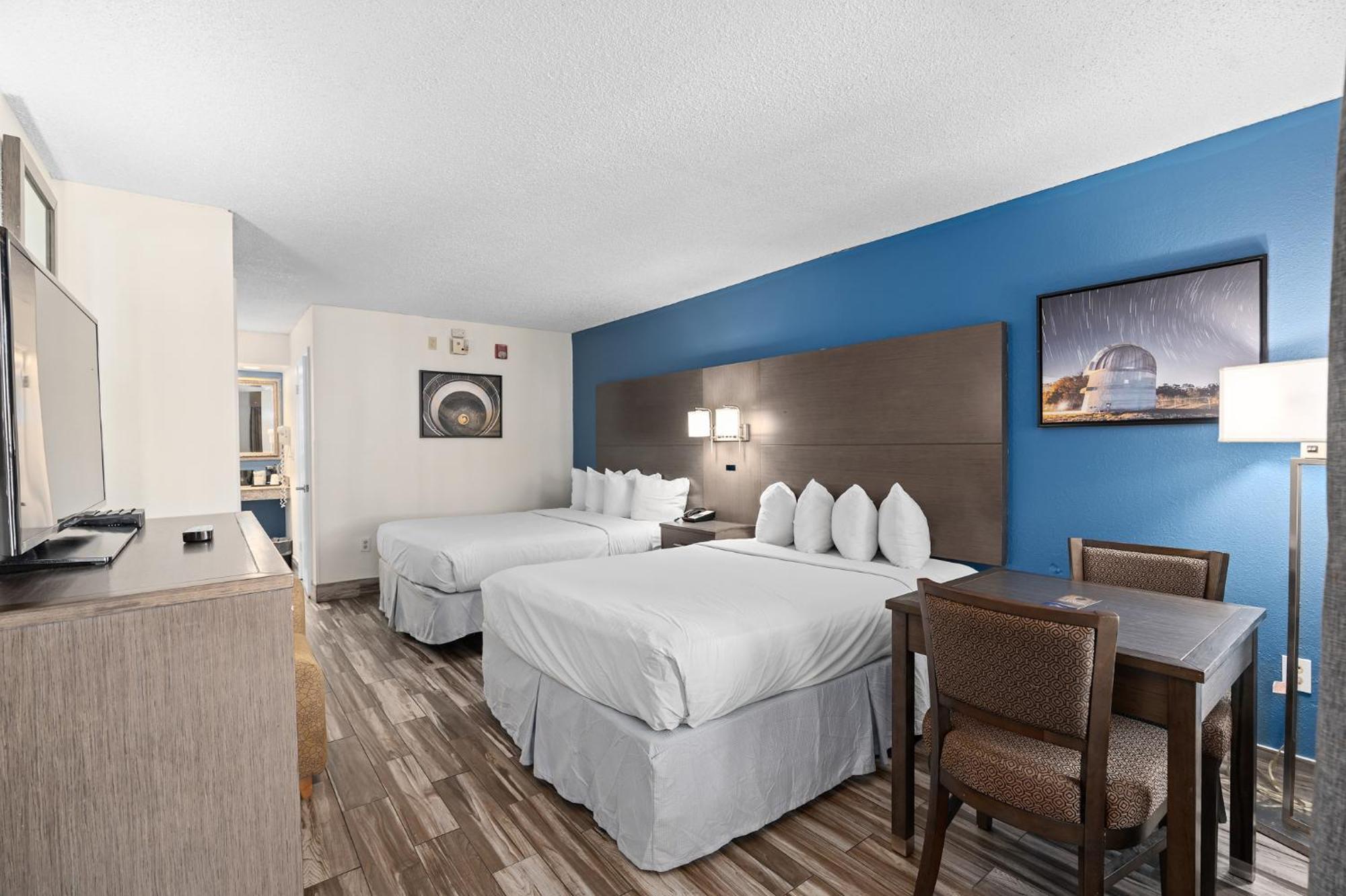 Baymont By Wyndham Orlando East Hotel Alafaya Ngoại thất bức ảnh
